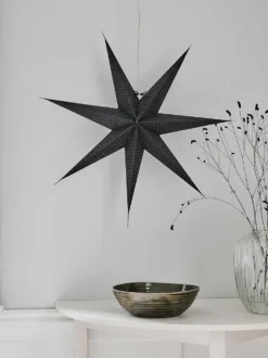 Aino – Adventsstjärna i papper, flera färger och storlekar