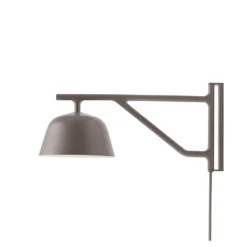 Ambit wall vägglampa