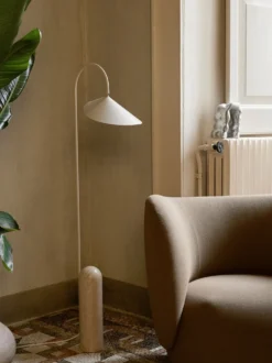 Arum Floor Lamp – Golvlampa
