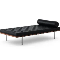 Barcelona Couch relax