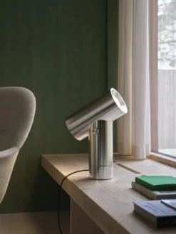 Beam bordslampa