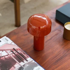 Bellhop lamp bordslampa