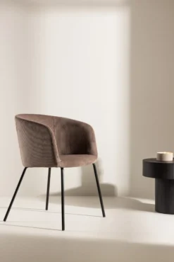 Berit Matstol 55 x 78 x 55