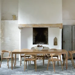 Bok Dining table 220