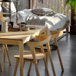 Bok Dining table 140