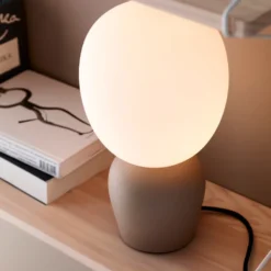 Bordslampa Buddy