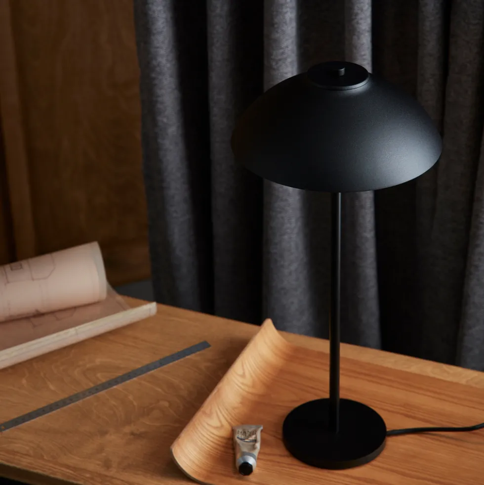 Bordslampa Vali High