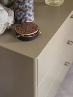 Byrå DEUS 9 lådor Olivgrå