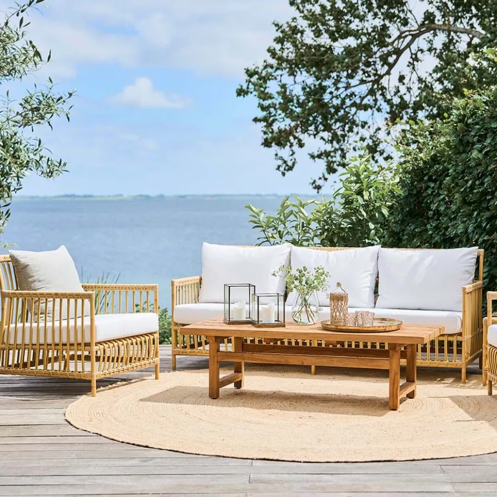 Caroline soffa exterior