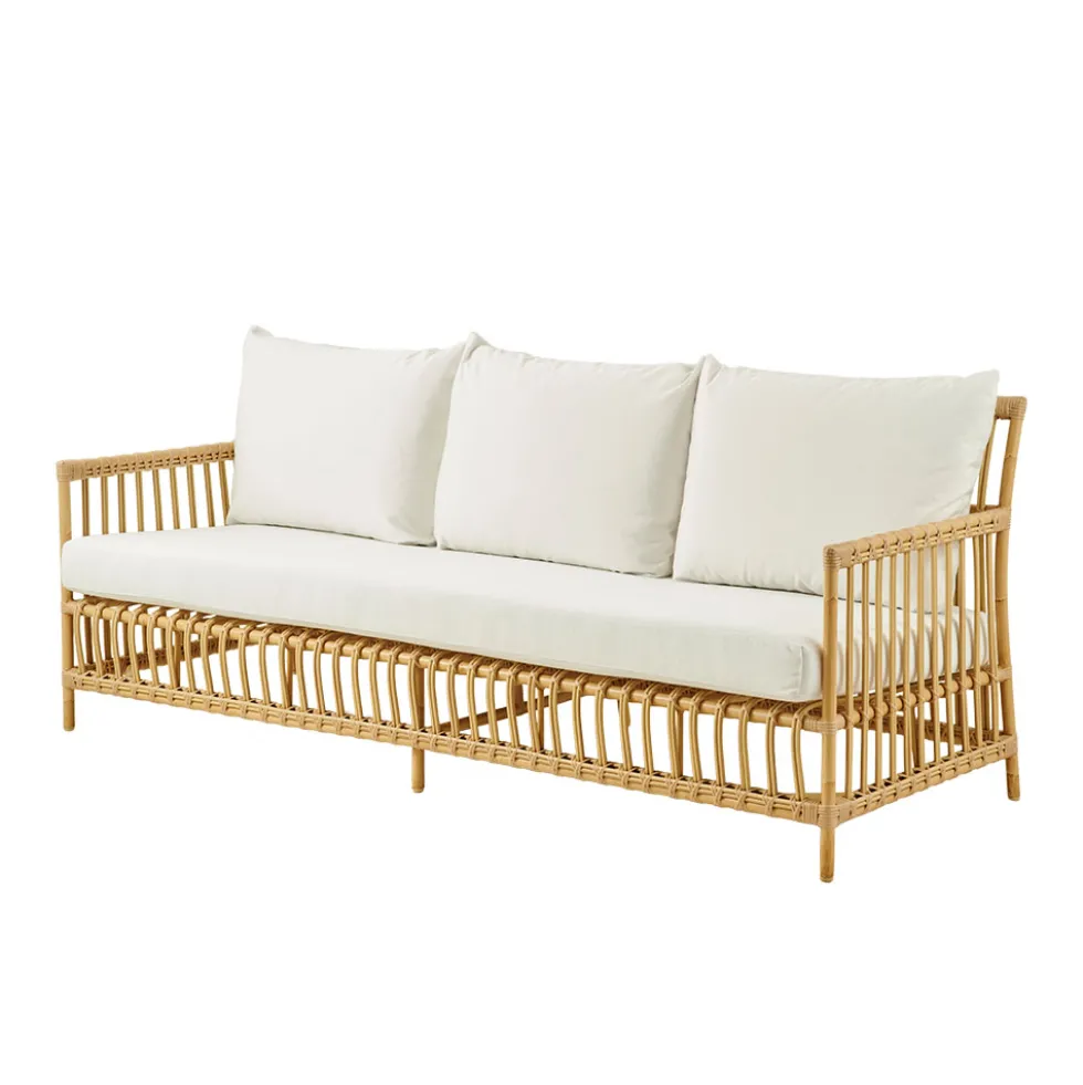 Caroline soffa exterior