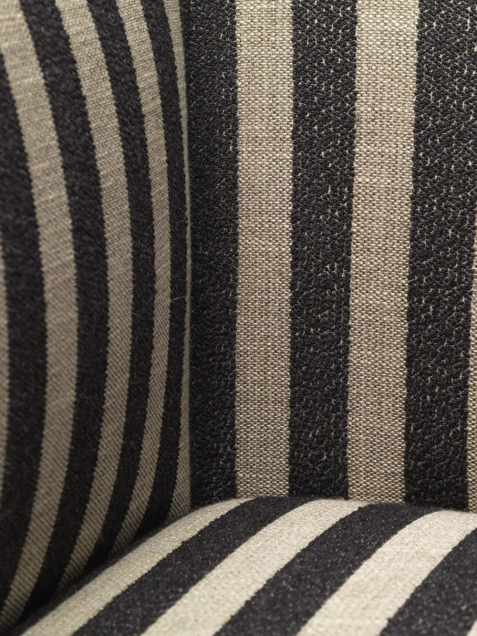 Catena Armstöd L L400 Louisiana – Sand/Svart Soffa
