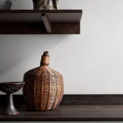 Chimney shelf 120