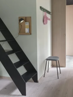 Coil Klädhängare – 100 cm