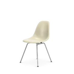 Eames Fiberglass Side Chair DSX