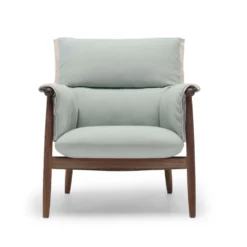 E015 Embrace lounge chair