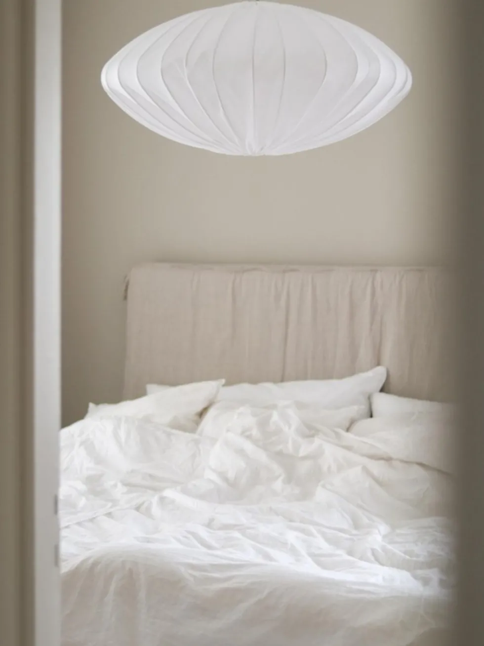 Ellipse 80 – Taklampa i bomull eller linne, 80 cm