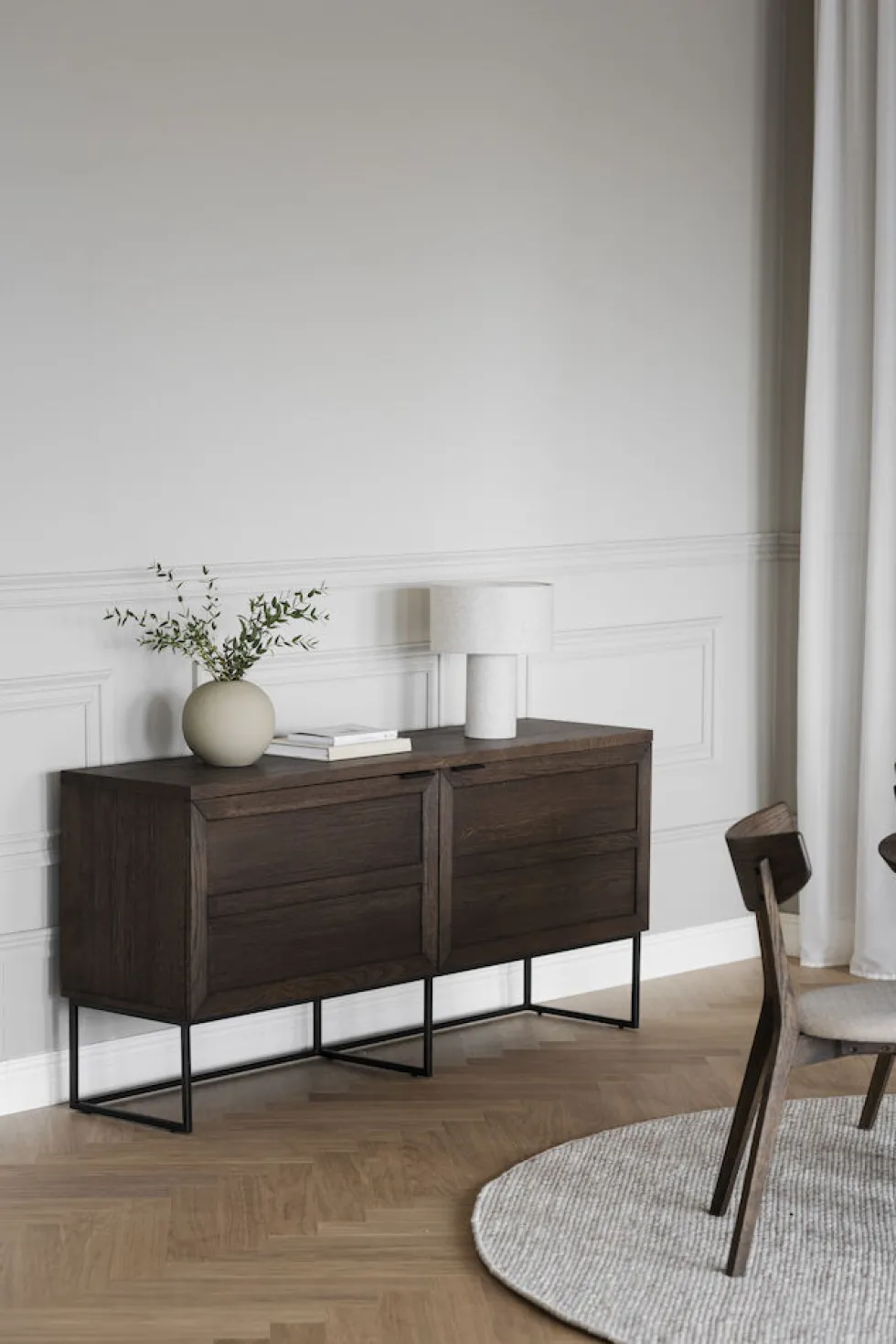 Everett sideboard 160