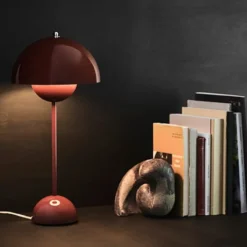 Flowerpot VP3 bordslampa