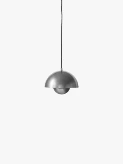Flowerpot VP1 taklampa – Anniversary Edition Pewter