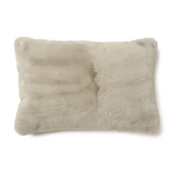 Fluffy pillow L
