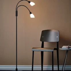 Golvlampa Cut dubbel svart/opal glas