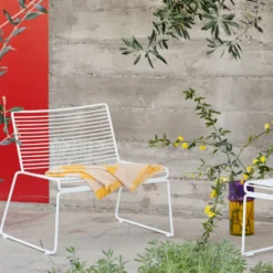 Hee lounge chair