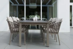 Jet Set Matgrupp – 1 Bord + 6 Matstolar