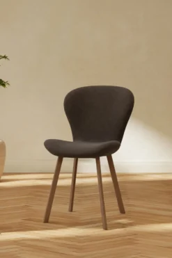 Lilja Matstolar Brown
