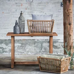 Lucas dining table matbord