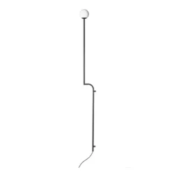 Mobil 12 wall vägglampa