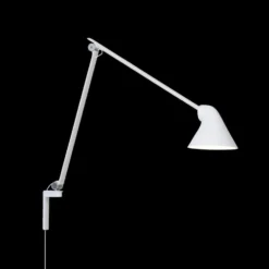 NJP vägglampa lång arm