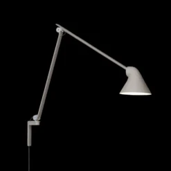 NJP vägglampa lång arm