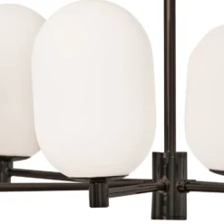Noor Chandelier – Takkrona med munblåst glas och svart krom