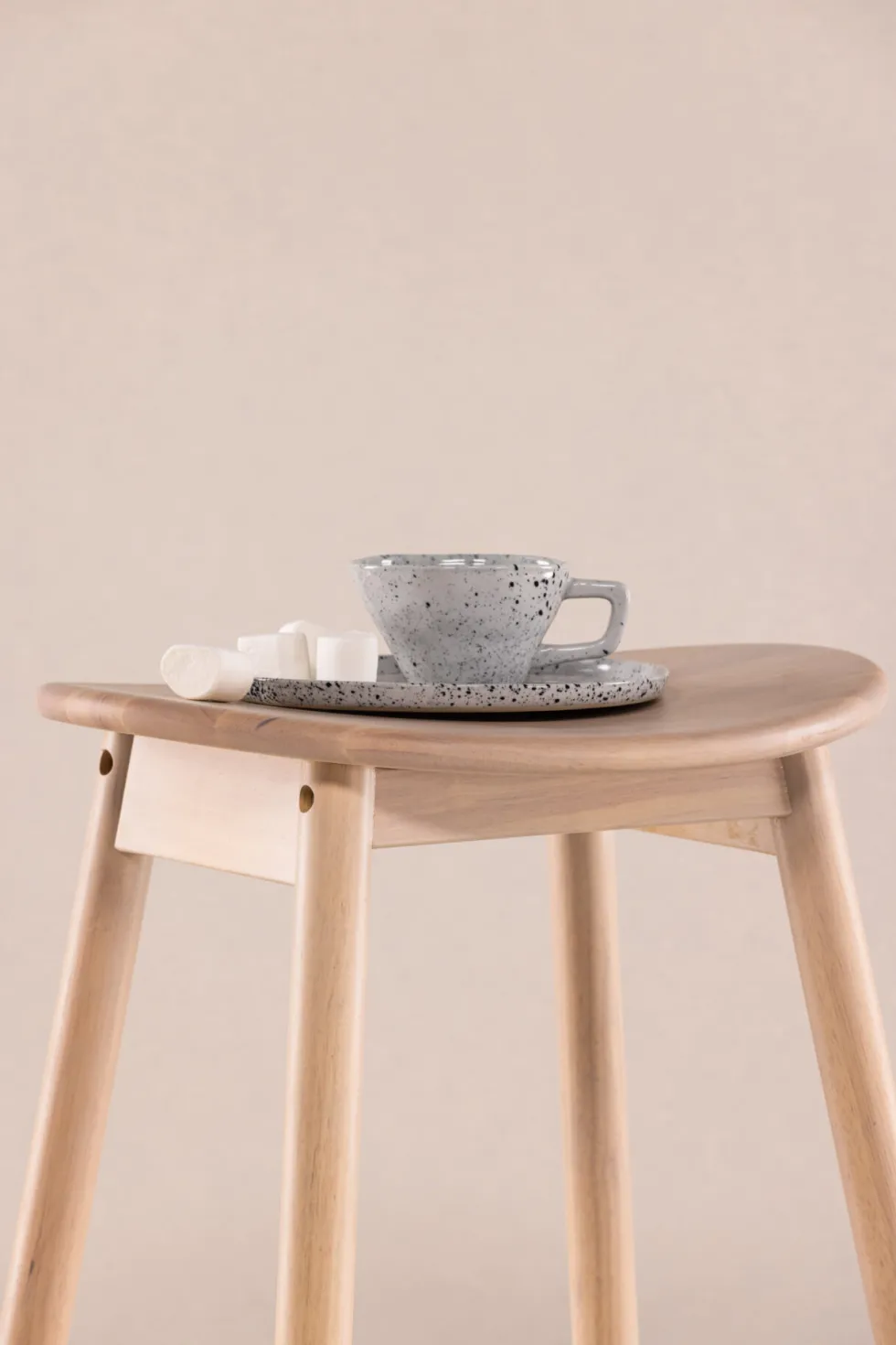 Orust Barstolar Whitewash