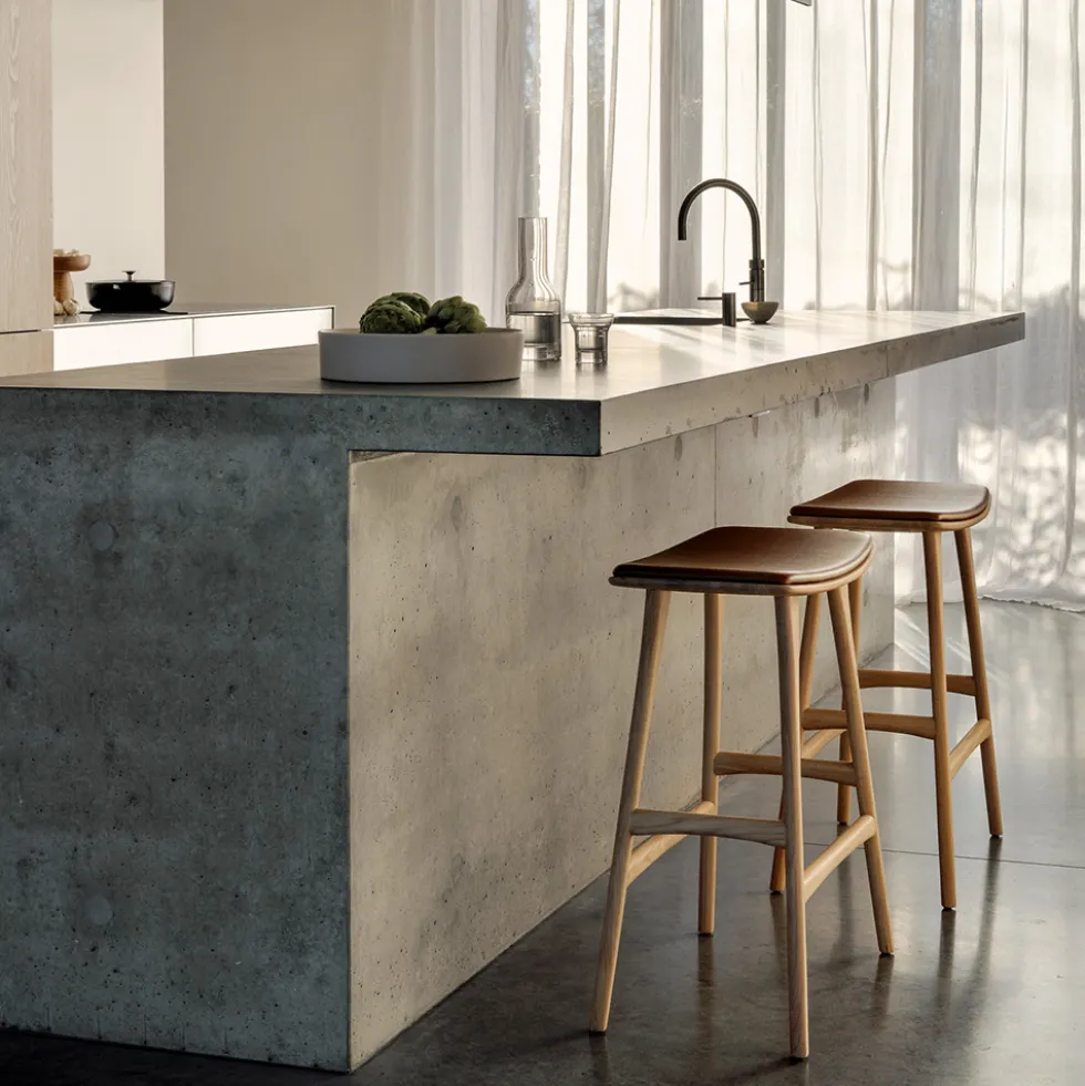 Osso counter stool