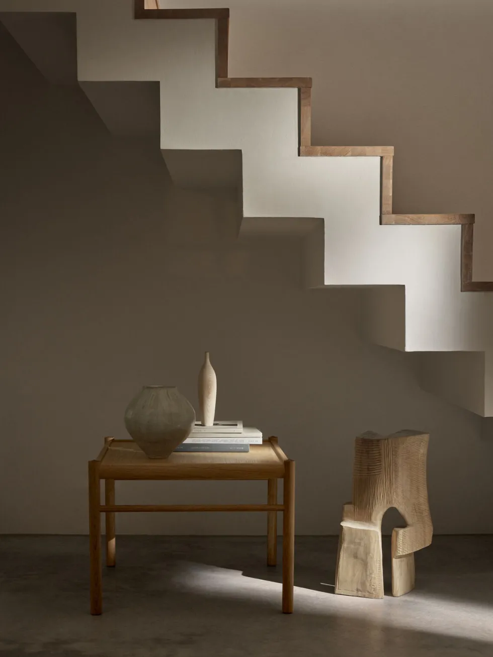OW449 Colonial table