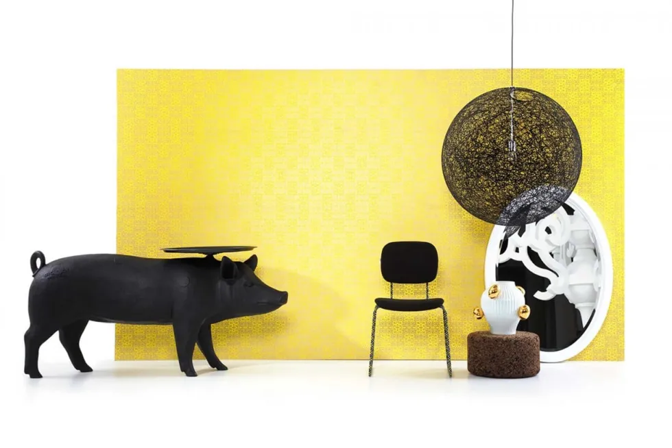 Pig table sidobord
