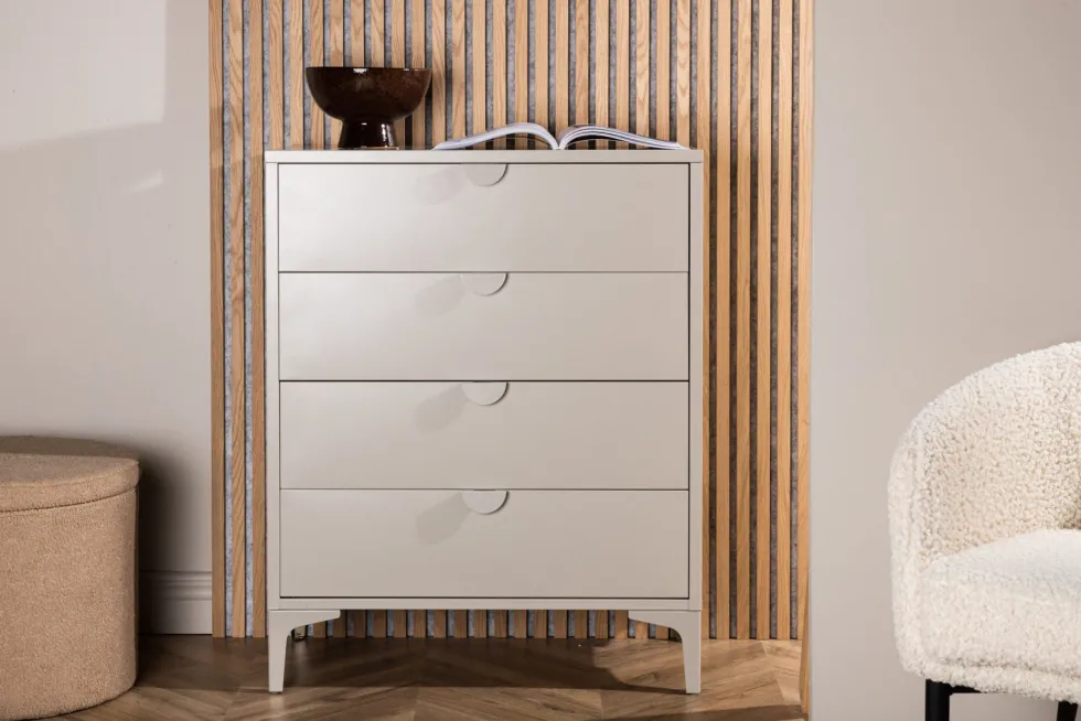Piring Byrå 40 x 98 x 78