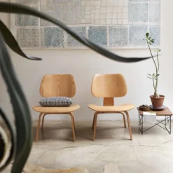 Plywood Group LCW lounge chair kohud