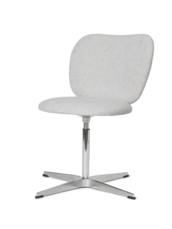 Rico Chair Swivel Soft Bouclé – Benvit/Sand Kontorstol