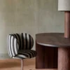 Rico Dining Swivel Louisiana – Sand/Svart Stol