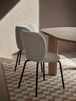 Rico Stol Svart Soft Bouclé – Benvit/Sand Stol