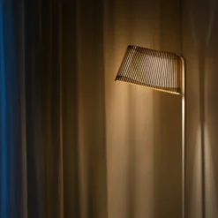 Secto Owalo 7010 golvlampa