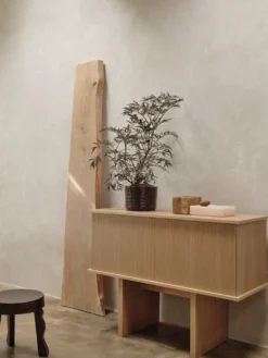 Stiltskänk – Enkel – Natur ek