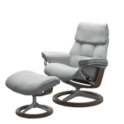 Stressless® Ruby fåtölj & pall signature