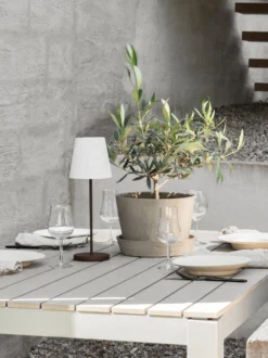 Tyra Table Portable – Portabel bordslampa med dimmer