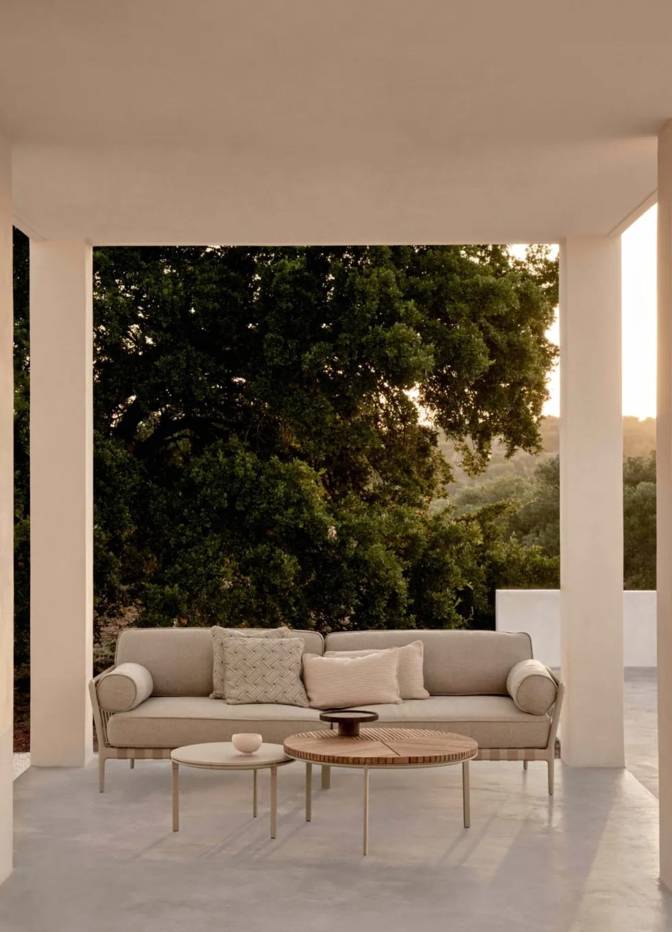 VIPP716 Open air coffee table