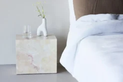 York Sidobord 35 x 25 Beige