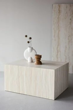 York Soffbord 80 x 60 Beige