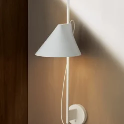 Yuh golvlampa
